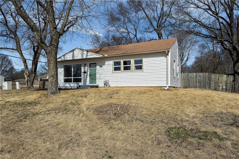11200 E 49th St, Kansas City, MO 64133