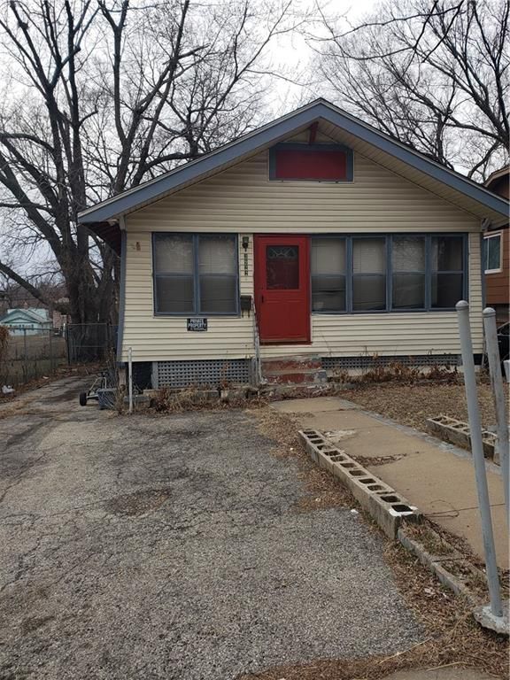 3922 Myrtle Ave, Kansas City, MO 64130