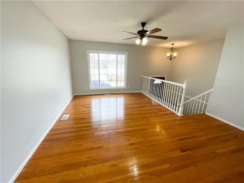 8653 E 96th Ter, Kansas City, MO 64134