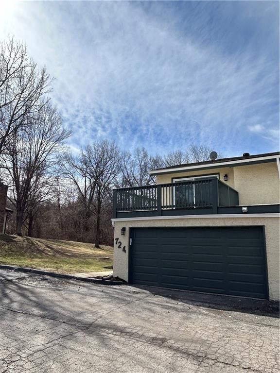 724 N 75th Ter, Kansas City, KS 66112