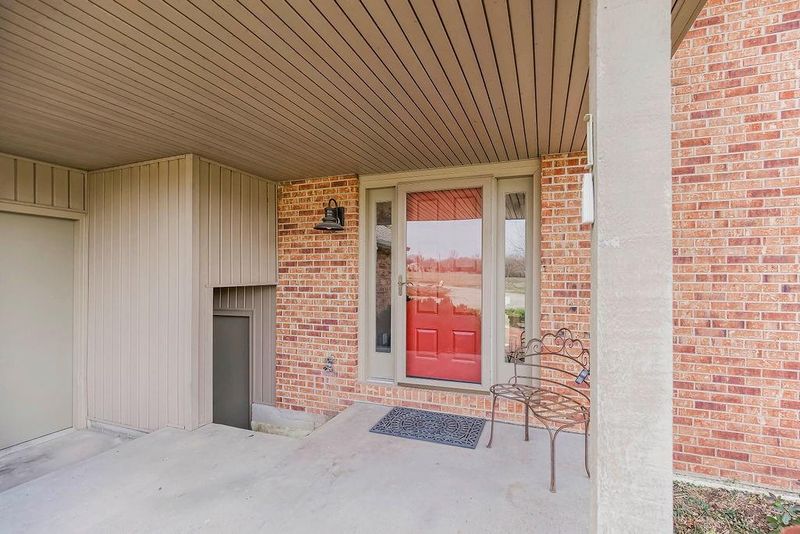 34135 W 255th St, Paola, KS 66071