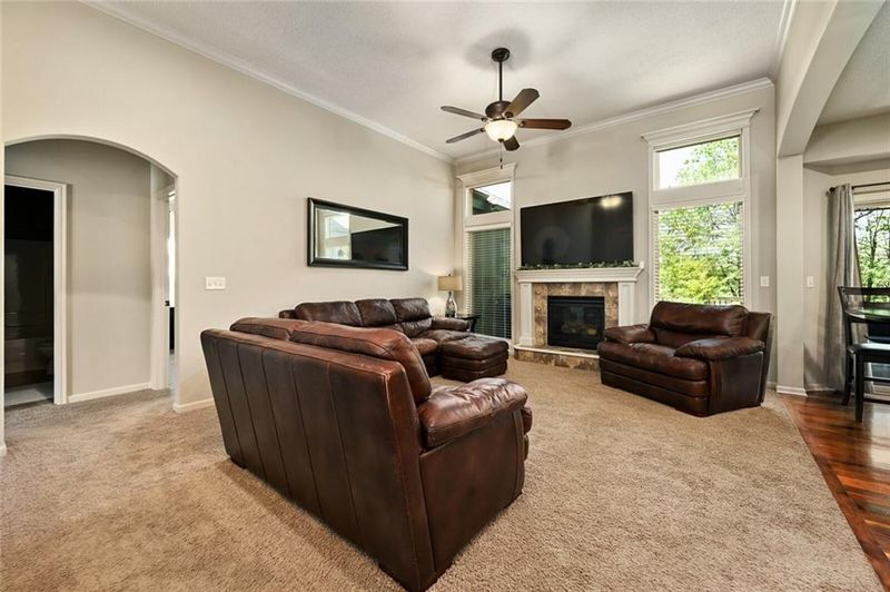 8800 N Saint Clair Ave, Kansas City, MO 64154