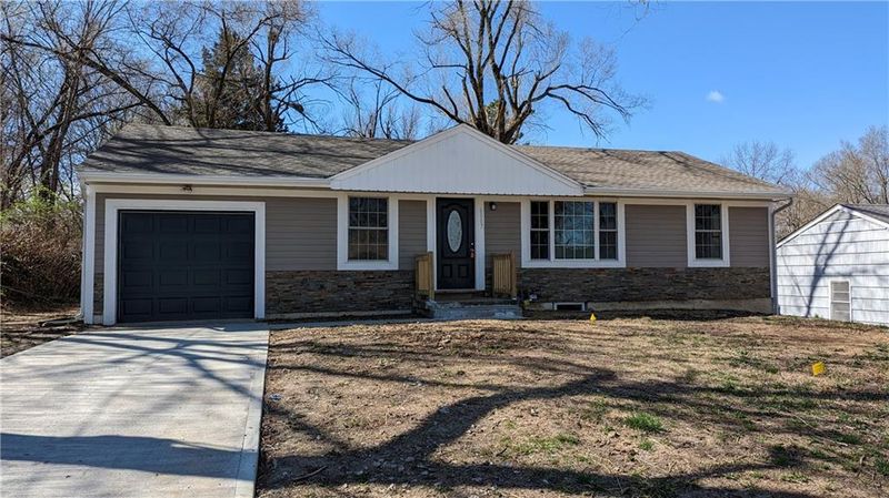 6007 E 100 St, Kansas City, MO 64134