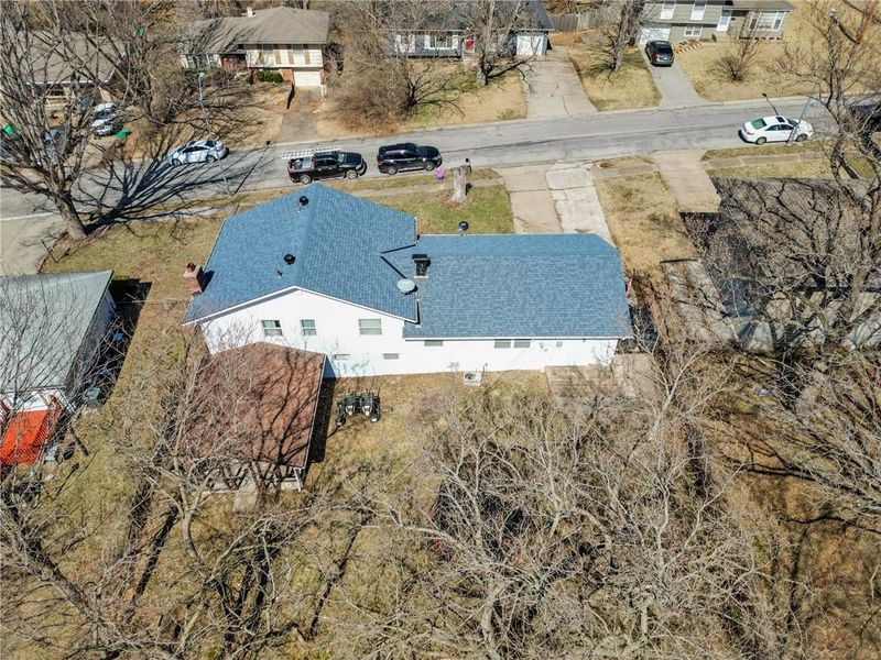 6311 E 102nd St, Kansas City, MO 64134