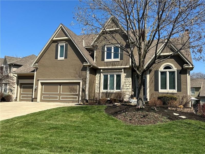 12721 Carter St, Overland Park, KS 66213