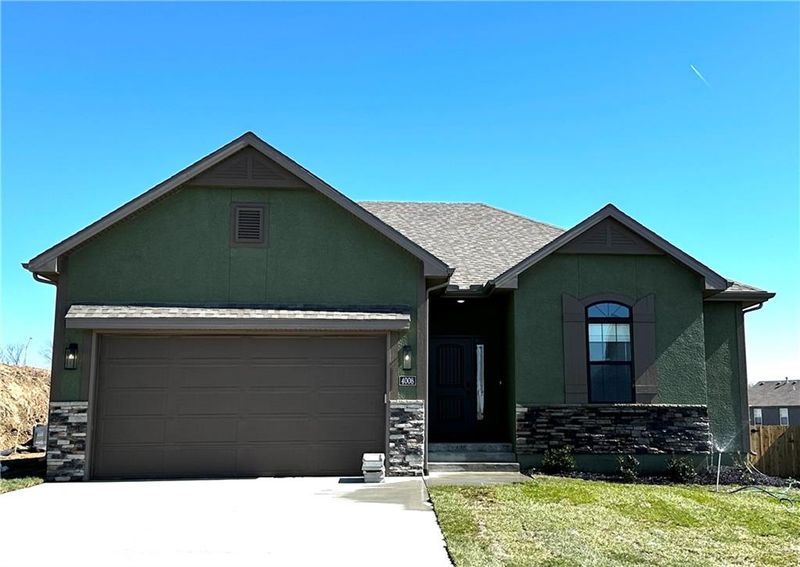 4008 NW 96th Ter, Kansas City, MO 64154
