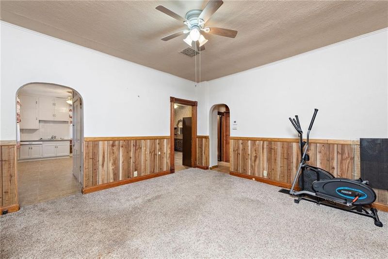 3517 Ruby Ave, Kansas City, KS 66106