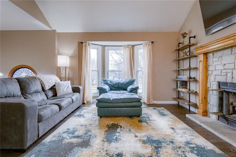 10320 N Central St, Kansas City, MO 64155
