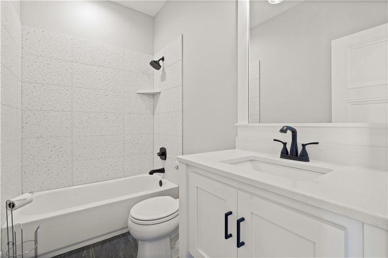 3912 NE Independence Ave, Lee's Summit, MO 64064