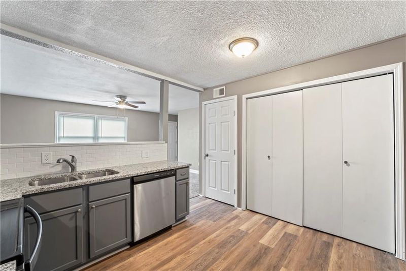 4418 Everett Ave, Kansas City, KS 66102