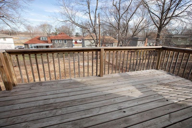 4206 E 105th St, Kansas City, MO 64137