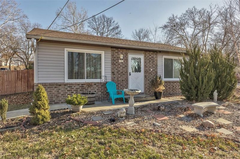 449 E Park Ave, Kansas City, MO 64119