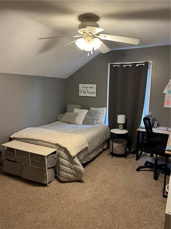 715 E Monroe St, Pittsburg, KS 66762