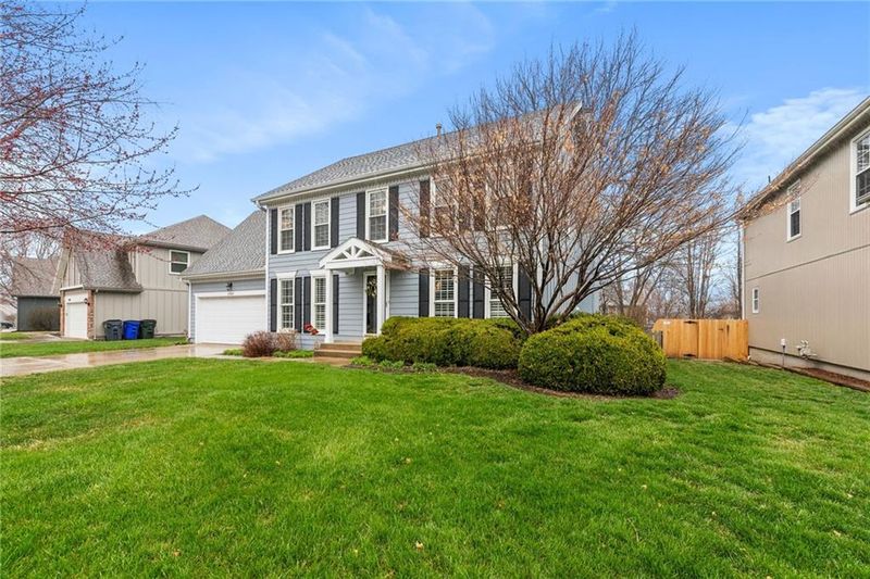 11387 S Widmer Rd, Olathe, KS 66215