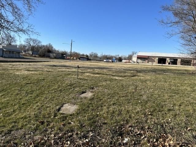 Burns St & 13 Hw, Gallatin, MO 64640