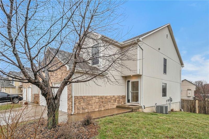 13008 Everett Ct, Kansas City, KS 66109