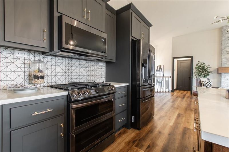 1203 NW 95 Ter, Kansas City, MO 64155
