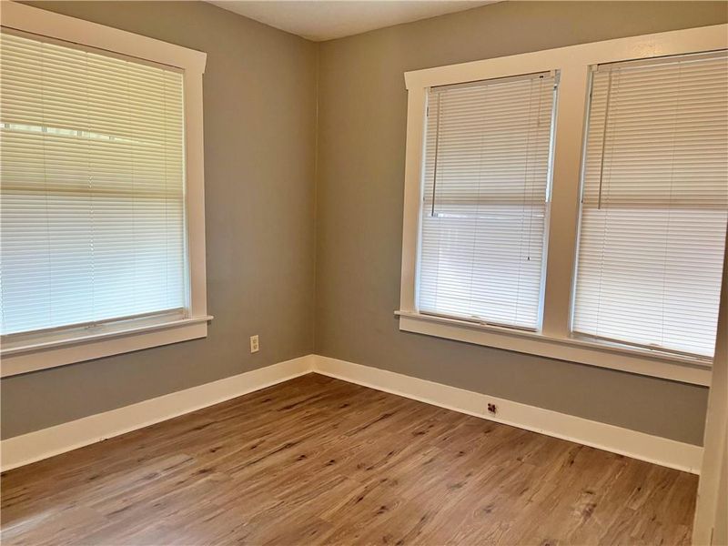 1029 E 5th St, Pittsburg, KS 66762