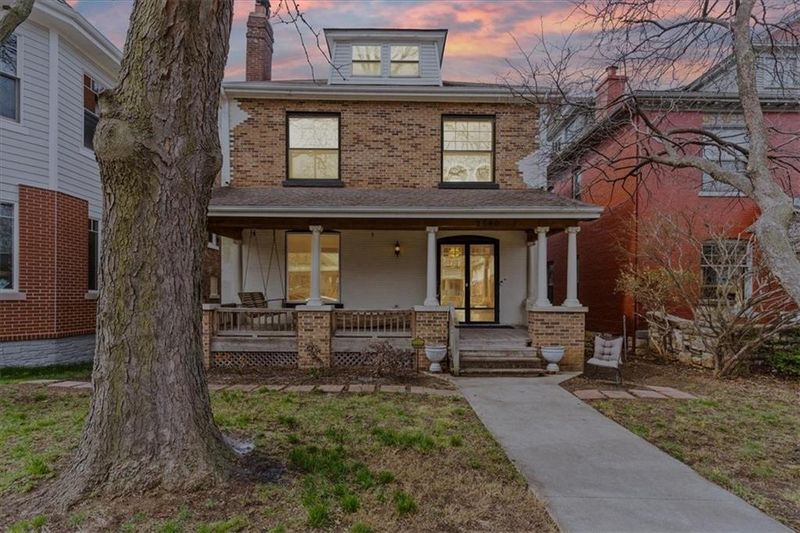 2540 Holmes St, Kansas City, MO 64108