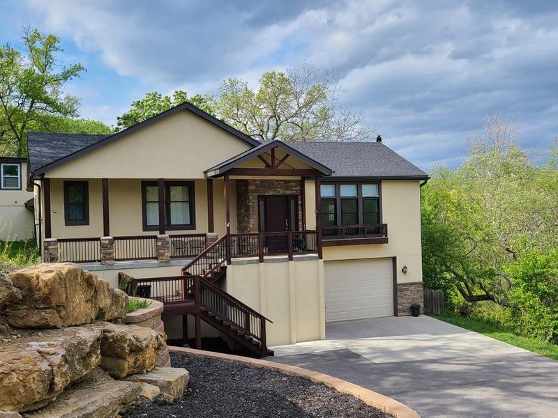 5000 NW Canyon Rd, Lee's Summit, MO 64064