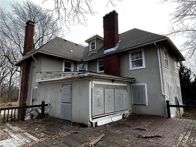 8400 E 67th St, Kansas City, MO 64133