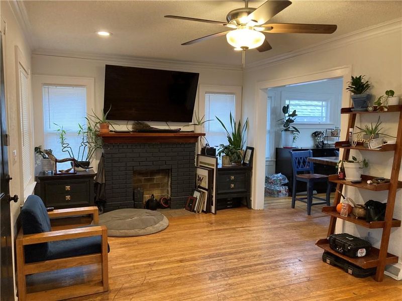 6210 Forest Ave, Kansas City, MO 64110
