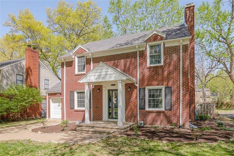 1108 W 76th Ter, Kansas City, MO 64114