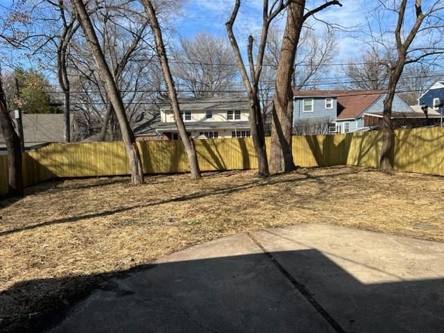 408 E 65th St, Kansas City, MO 64131