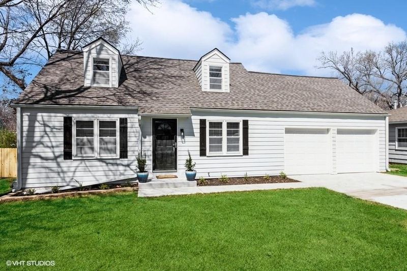 6408 W 80th Ter, Overland Park, KS 66204