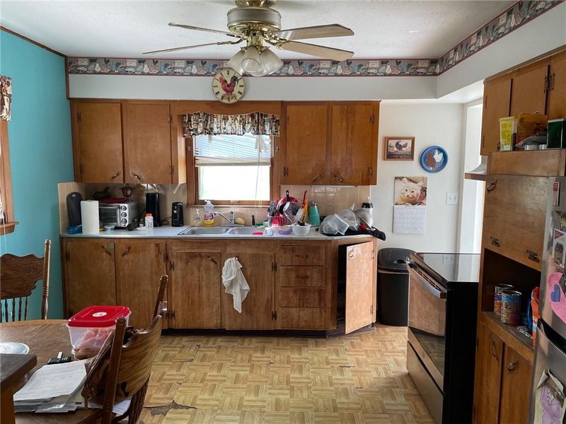 1007 St Paul Ave, Excelsior Springs, MO 64024