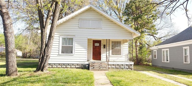 439 E 20th St, Pittsburg, KS 66762