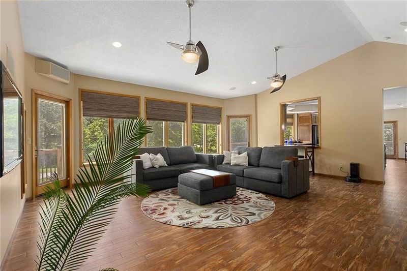 11009 NE 127th Ter, Liberty, MO 64068
