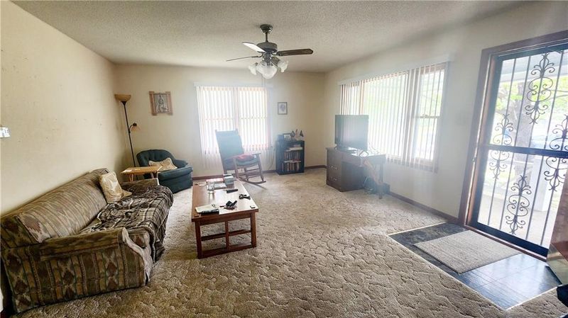117 S Quincy Ave, Sedalia, MO 65301