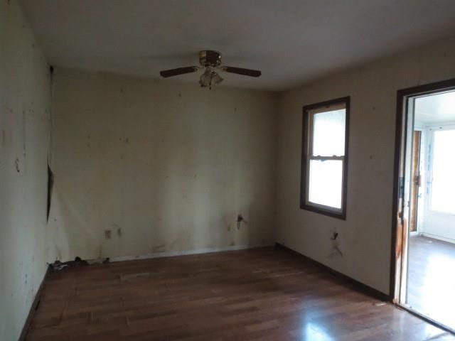 1313 E 81st St, Kansas City, MO 64131