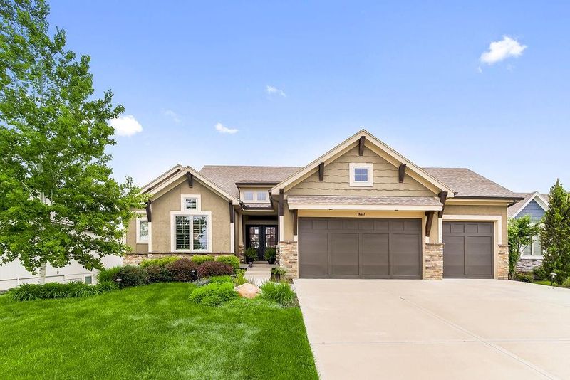 16617 Slater St, Overland Park, KS 66085