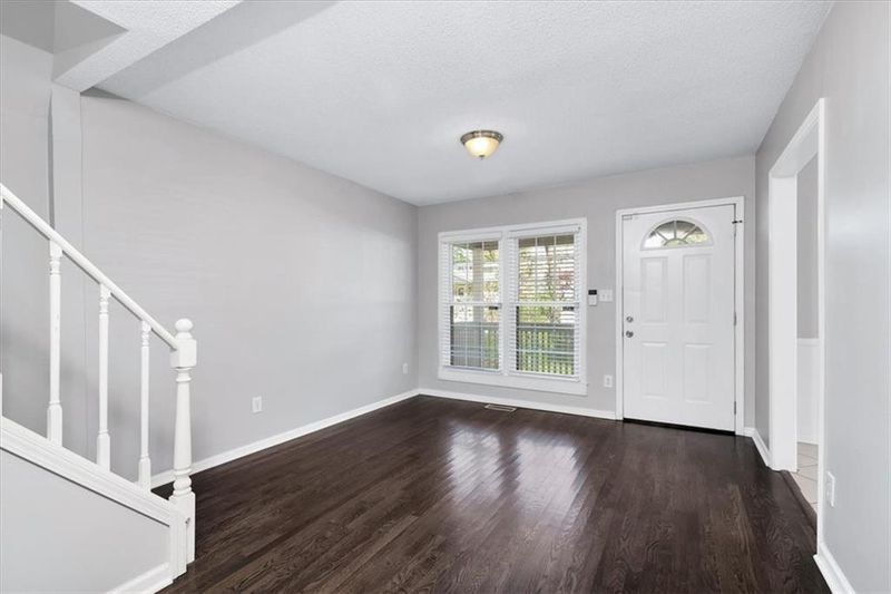 21 W 81st St, Kansas City, MO 64114