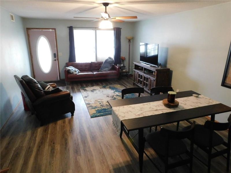 1006 E 7th St, Pittsburg, KS 66762