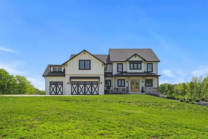 13515 N Eastern Ave, Smithville, MO 64089