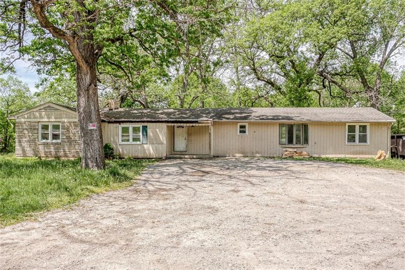 4214 Pittman Rd, Kansas City, MO 64133
