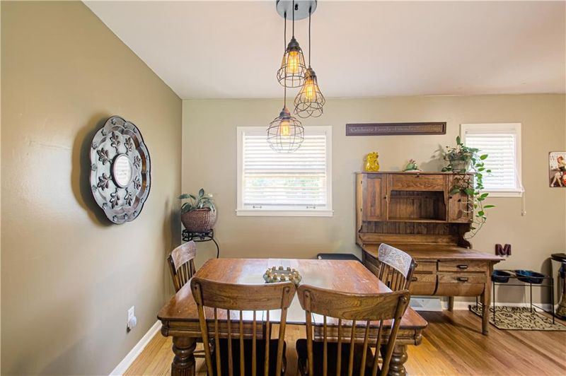 5601 W 99th St, Overland Park, KS 66207