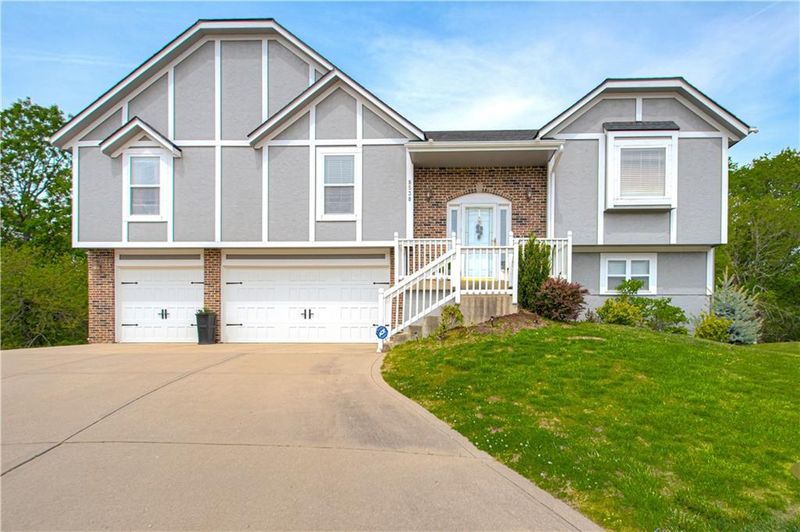8538 Spring Ave, Kansas City, KS 66109