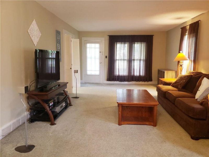 2208 W 4th St, Pittsburg, KS 66762
