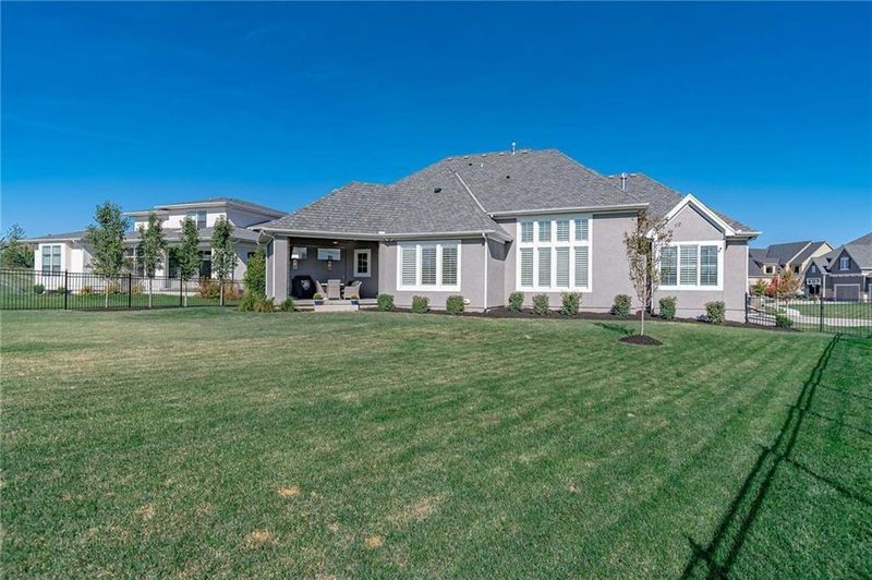 16144 Garnett St, Overland Park, KS 66221