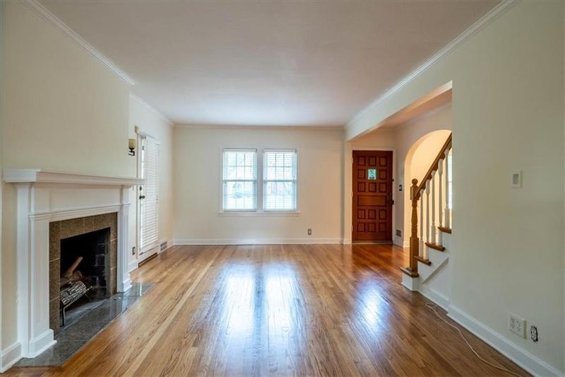 624 E 73 St, Kansas City, MO 64131