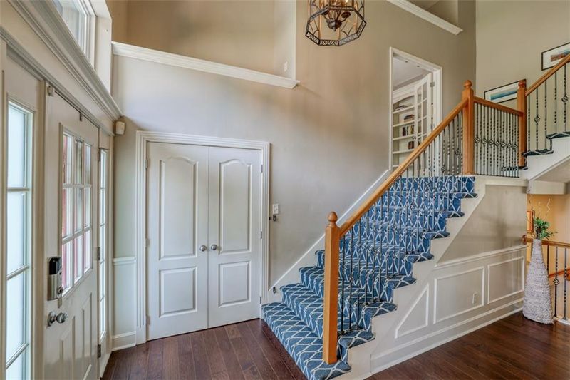 14327 Kessler St, Overland Park, KS 66221