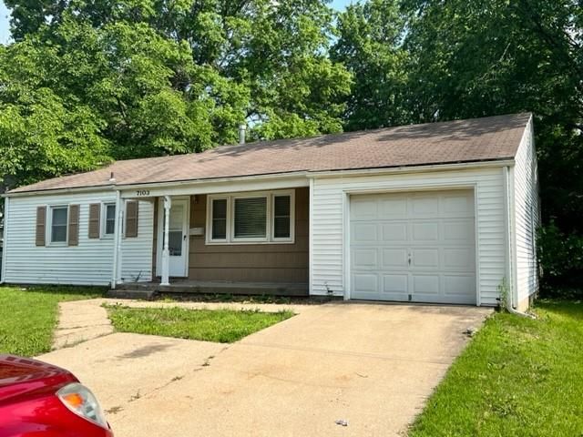7103 E 85th Ter, Kansas City, MO 64138