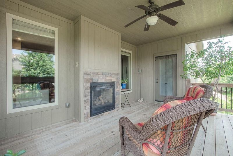 17832 W 166th St, Olathe, KS 66062