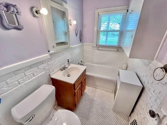 1809 E 3rd Ter, Kansas City, MO 64124