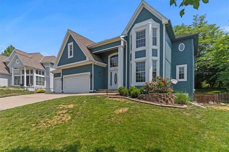 9431 N Flora Ave, Kansas City, MO 64155