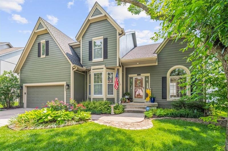 5425 W 139th St, Overland Park, KS 66224